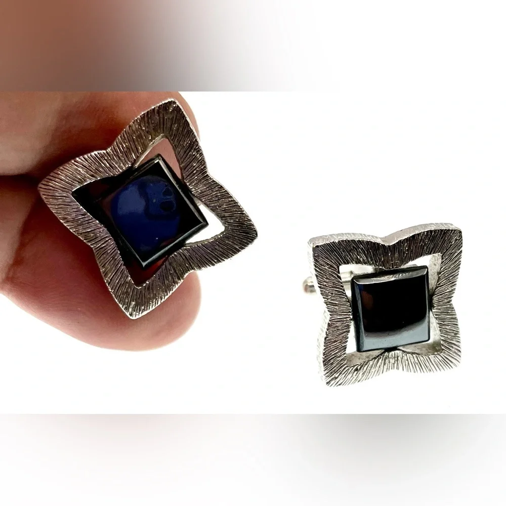 3 got $30 Vintage Textured Silver Tone Cufflinks Shiny Black Center Gem